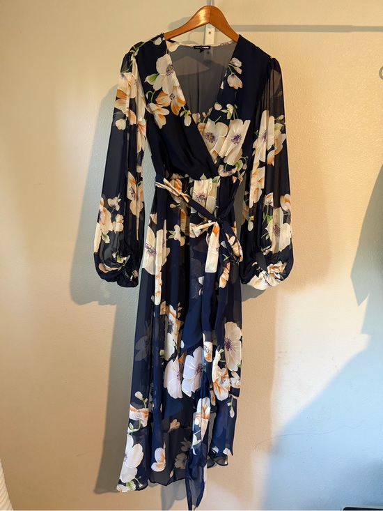 Fashion Nova Dresses & Skirts - Fashion nova Floral Wrap Midi Dress - Navy
